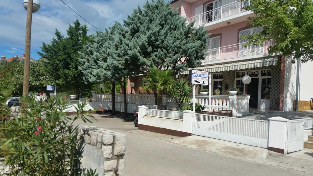 Apartmani Royal Zganec Crikvenica Eksteriør bilde