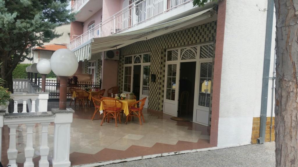 Apartmani Royal Zganec Crikvenica Eksteriør bilde